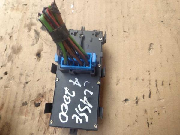 BOUTON LEVE VITRE MERCEDES CLASSE A W168 - Vue 2